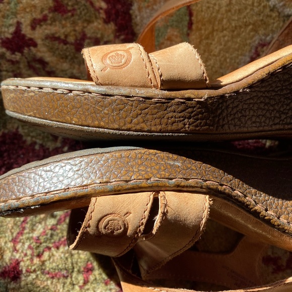 Size 8 Born Leather Wedges - Picture 2 of 9